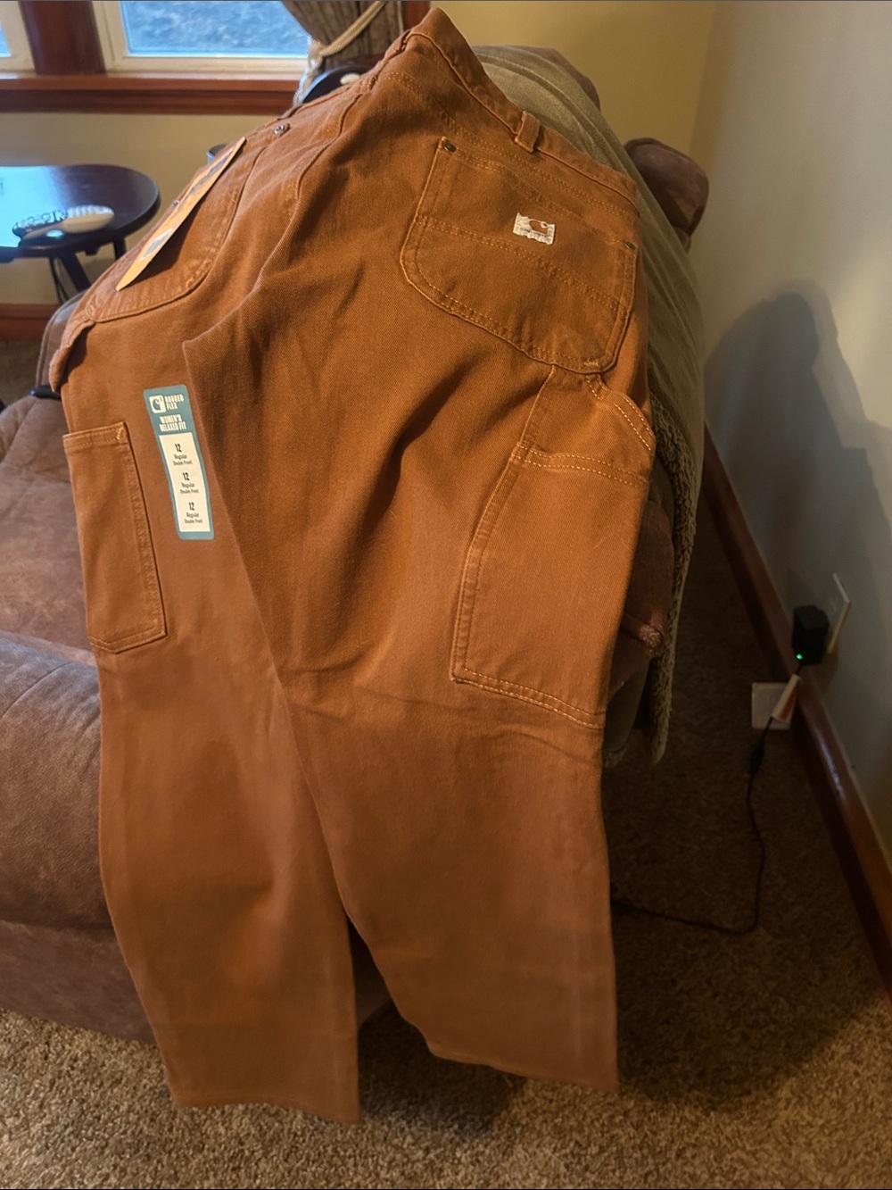 Carhartt Brown Relaxed Women’s Jeans with Logo Patch - Picture 7 of 7